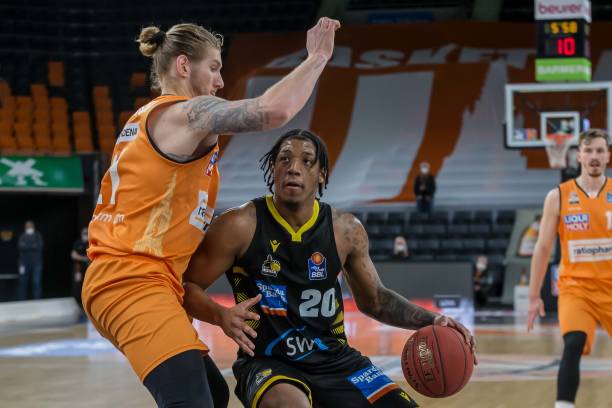 的道路上 的道路上