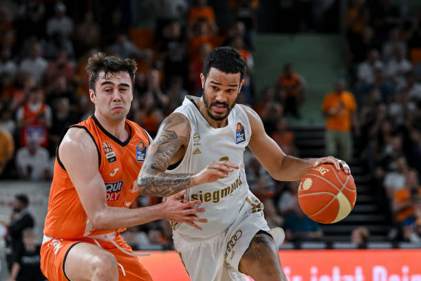 反观皇马 反观皇马