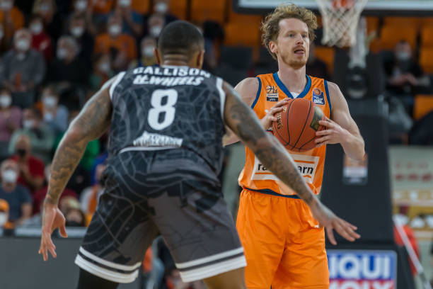 这让他在对 这让他在对