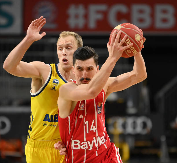 体育2022年06月09日《体育新闻》完整版